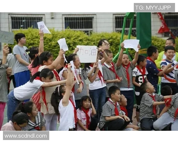 挑战热爱足球明星的你让我们一起揭开他们背后的故事与奋斗历程